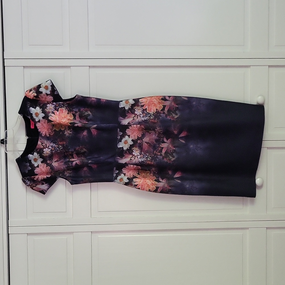 Betsey Johnson Party Dress - Size: 10 - never worn